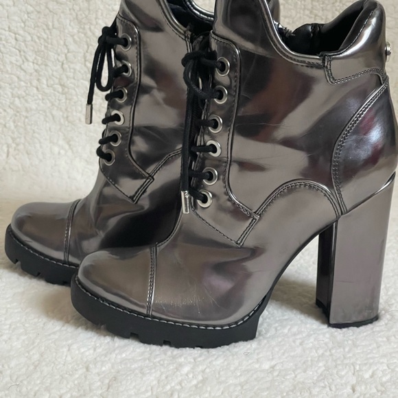 Gun Metal shoes are hard to find - Picture 9 of 12